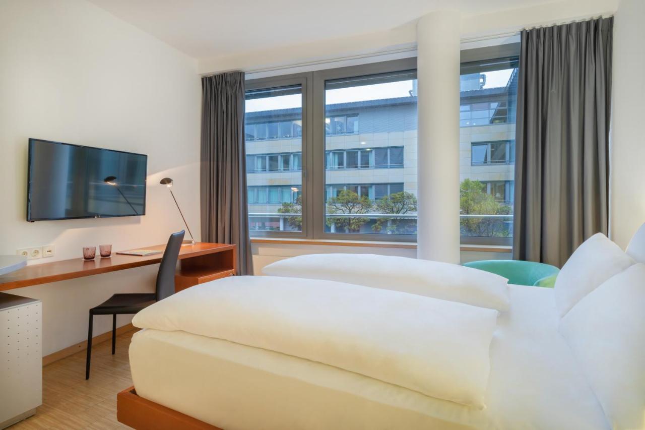 Hotel Four Munich Neue Messe 4*